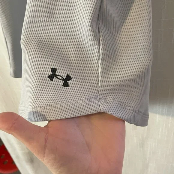 Under Armour Athletic Tank (L) - Picture 3 of 5